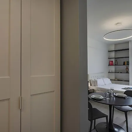 Апартаменты Chic & Modern Lofts By Wonderful Italy Генуя